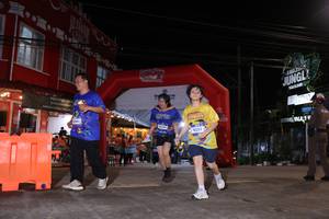 BIB: 4304, 4552
                            <button type="button" onclick="openModal(26263899)" class="btn btn-primary btn-sm float-right btn-popup" data-toggle="modal" data-target=".modal-high-quality">
                        <i class="fas fa-shopping-cart"></i> Add to Cart
                    </button>
                                            <button type="button" onclick="isThisMe(26263899, true)" class="btn btn-success btn-sm float-right btn-popup btn-isme hidden" data-toggle="tooltip" data-placement="bottom" title="นี่คือรูปของคุณใช่ไหม คลิกที่นี่เพื่อเอาเข้าอัลบั้ม">
                        <i class="fas fa-plus"></i> Add to album
                    </button>
                    <button type="button" onclick="isThisMe(26263899, false)" class="btn btn-warning btn-sm float-right btn-popup btn-isnotme hidden">
                        <i class="fas fa-ban"></i> Remove from album
                    </button>